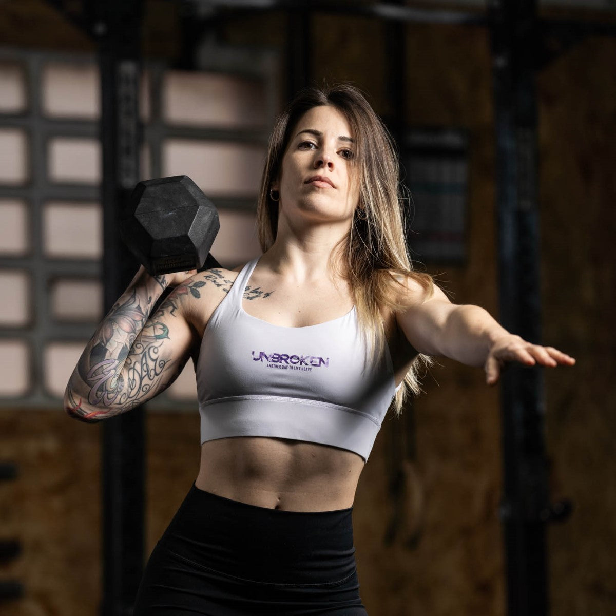 Cocowod ropa crosstraining Sujetadores Deportivos modelo Unbroken | Strong Sujetador